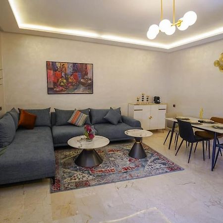 Spacieux Et Luxueux Appartement マラケシュ エクステリア 写真